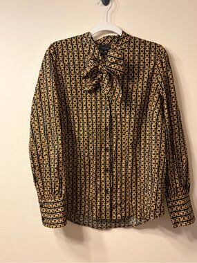 Who What Wear Black & Gold Chain-Print Bow Tie Blouse